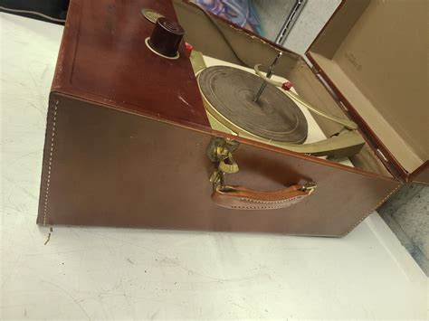 Vintage Portable Symphonic Record Player Model 1165 Red Leather Case Ebay