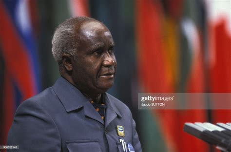 Portrait De Kenneth Kaunda Président De La République De Zambie Le 4 News Photo Getty Images