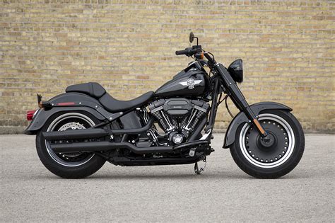 The 2017 Harley Davidson Fat Boy S Offers Smart Touring Features