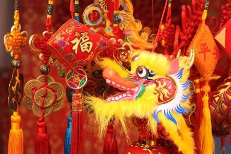 Chinese new year greetings in mandarin and cantonese pronounce totally different, even though they share the same meanings and characters. Essential Chinese New Year Traditions and 25 Fun Chinese ...