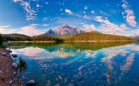 Download Imagens Canadá Montanhas Lago Floresta Verão Bela