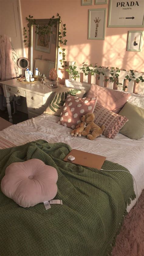 Pink And Green Bedroom