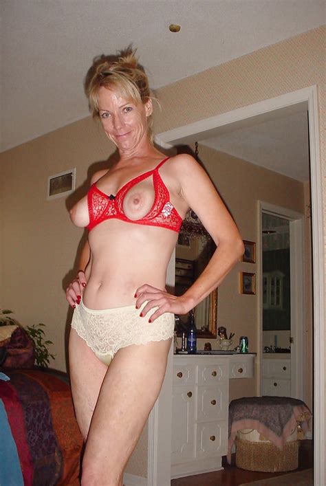 Moms Friend Lynn I Fuck 98 Pics Xhamster