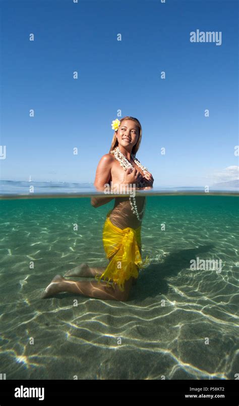 Over Under View Of Attractive Island Girl Lahaina Maui Hawaii Stock
