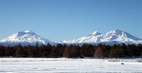 The Three Sisters Mountain Range Outside Of Redmond Sisters Oregon