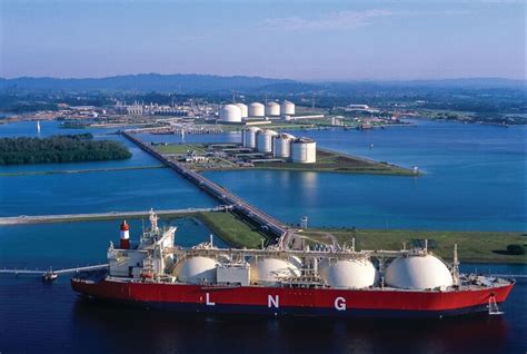 Freeport Lng Ships First Commissioning Cargo From Texas Facility