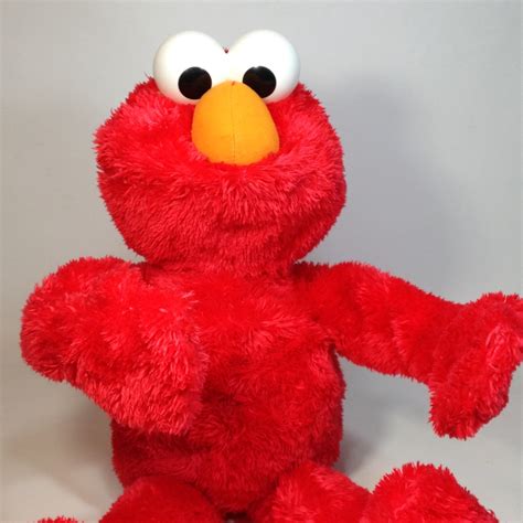 Sesame Street Talking Big Hugs Elmo Singing Stuffed Plush Hasbro Doll