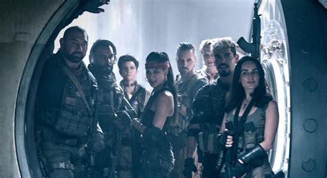 We bring you this movie in multiple definitions. Army of the Dead First Look : Zack Snyder Stages a Zombie ...