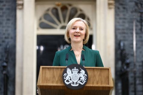 When Did Liz Truss Become Prime Minister And How Long Was She Tory Leader Bronva News