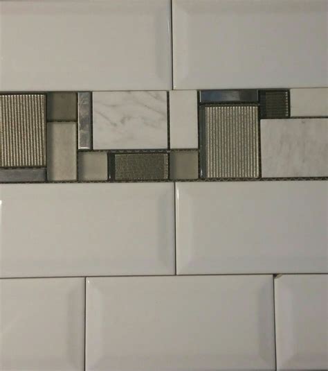 Carrara marble subway tile backsplash: Kitchen tile back splash combo beveled white subway with ...
