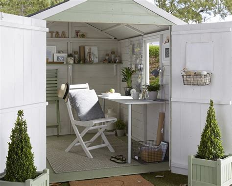 10 ideas to style your garden shed. 6 tips for creating a garden room | Garden shed interiors ...