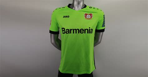 This page displays a detailed overview of the club's current squad. Signiertes Bayer Leverkusen Trikot von Hradecky