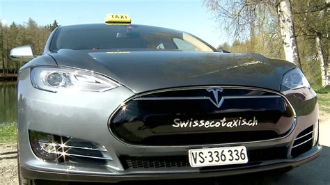 Tesla S85 Une Voiture Luxueuse Et électrique Pour Swiss Eco Taxi à