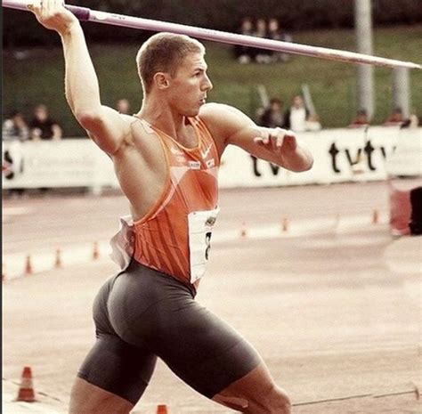 Pin By Richard Thompson On Track And Field Sports Men Athlete