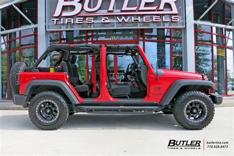 Jeep Wrangler With 17in Fuel Trophy Wheels Exclusively From Butler