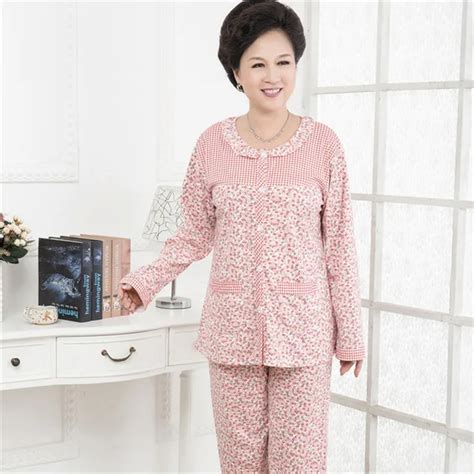 Autumn Winter Middle Aged Elderly Womens Pajamas Cotton Long Sleeve Sleepwear Good Quality Mama