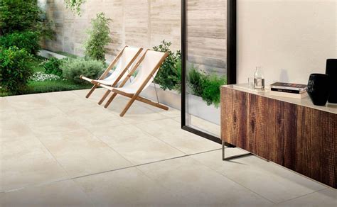 Inside Outside Flow With Indoor Outdoor Porcelain Tiles CaledonianStone
