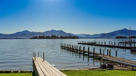 Maybe you would like to learn more about one of these? Fietsvakantie aan de Chiemsee in een prachtig 4 sterren ...