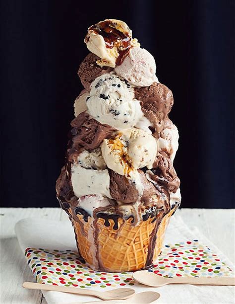 8 Crazy Ice Cream Sundaes You Have To Try