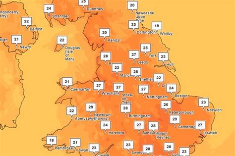 heat warning for yorkshire as temperatures near 30c in weekend scorcher yorkshirelive
