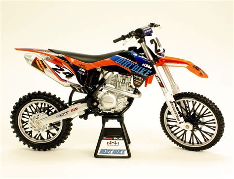 One thing you need for your college dorm room | i got it at walmart. MINI ME MOTO TOY GRAPHICS | Dirt Bike Magazine