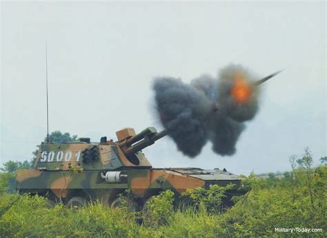 Pll 09 122 Mm Self Propelled Howitzer