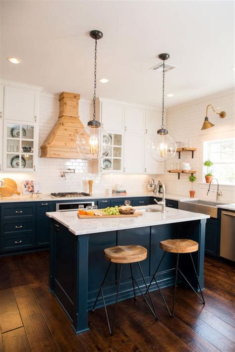See more ideas about kitchen renovation kitchen remodel kitchen design. 26 Perfect Joanna Gaines Hardwood Floor Colors | Unique ...