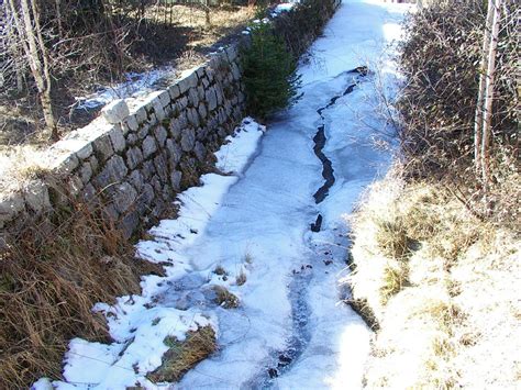 Estaremos de regreso en madrid sobre las 18:45 horas. Central de Cabdella (Lleida): Qué ver y dónde dormir