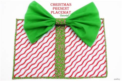Free printable christmas patterns crochet, carving, patterns. sewVery: Christmas Present Placemat Tutorial