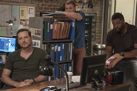 I Like To Watch Tv Chicago Pd Life Is Fluid Advance Photos