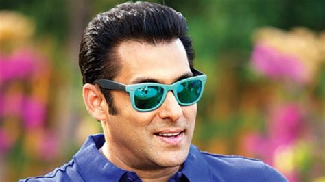 Salman khan looks graceful on a royal ramp walk for priya chintan's fashion s. Salman Khan Net Worth 2021 - Bollywood Legend