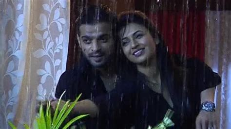 Yeh Hai Mohabbatein Raman And Ishita Sensual Romance In The Rain 16th