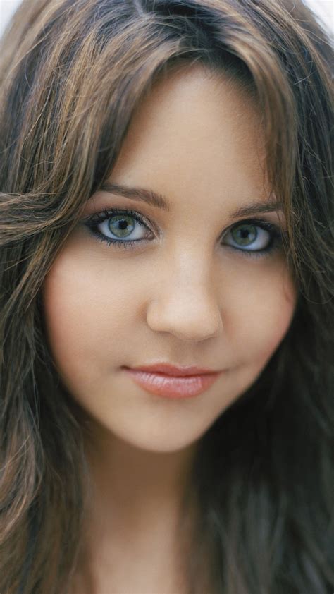 Amanda Bynes Best Htc One Wallpapers Free And Easy To Download