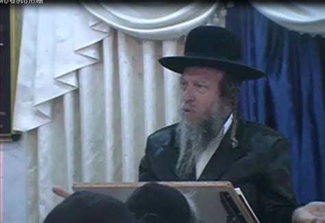מזל טוב למשפחת השליח לרובע היהודי ירושלים, הרהח מנחם מענדל אזדבא ורעייתו לבוא בנם הת' ישראל בקשרי השידוכין עבג שרה רחל בת השליח, רב הקהילה ויור מוסדות חבד אור יהודה, הרהח מנחם מענדל הכהן פרידמן ורעייתו. שיחה בענייני שבועות בכולל בפרדס חנה מאת הרב אברהם מרדכי ...