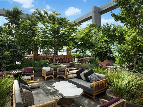 Soho rooftop bar reopens with snacks from harold moore. The 10 Best Rooftop Bars in Miami | One River Point