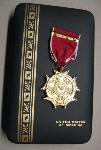 Usa Medal Legion Of Merit Officer Gradecasedsetnamed 8475 Picclick