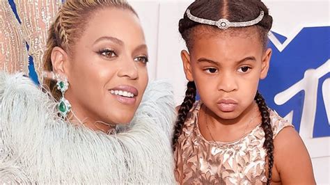 beyonce dances with daughter blue ivy at kendrick lamar concert the ultimate source