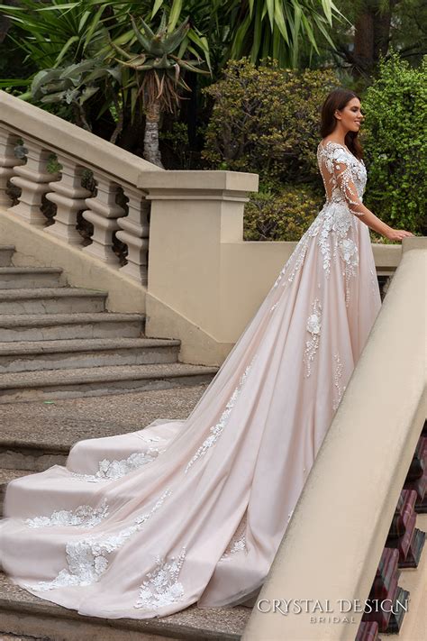 Choosing a wedding dress with sleeve detail, creates a feature and focal point on your dress, adding serious style points, a check out our designer collections + wedding dress inspiration board for more wedding dress inspiration. Crystal Design 2017 Wedding Dresses — Haute Couture Bridal ...