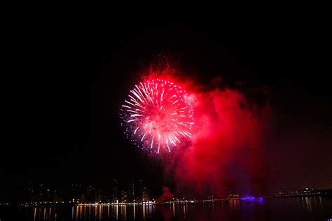 3840x2560 Dubai Firework Fireworks Night Lights Sparkles 4k