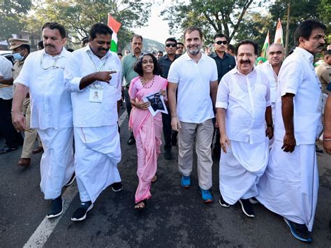 Congress Bharat Jodo Yatra Day 11 Rahul Gandhis Led Padyatra Resumes