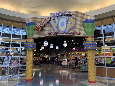 Disneys Pop Century Resort Review Mouse Hacking