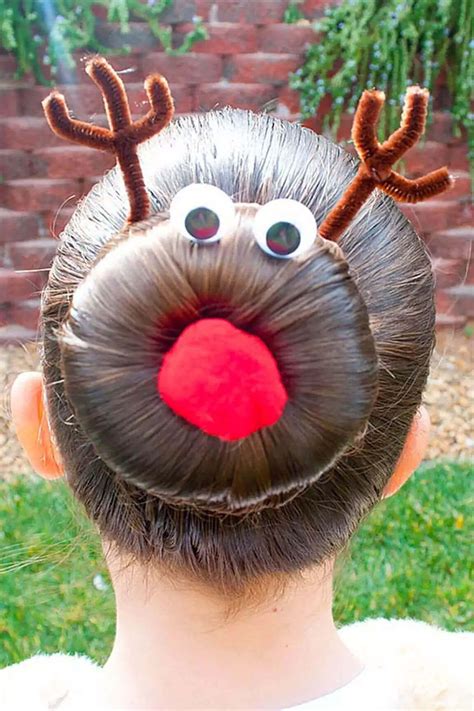 Top 15 Crazy Christmas Hair And New Year Hairstyles 2021