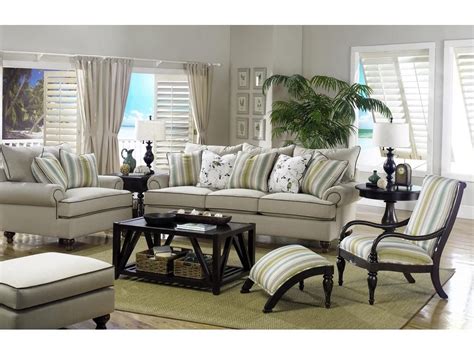Paula Deen By Craftmaster Living Room Three Cushion Sofa P711750bd