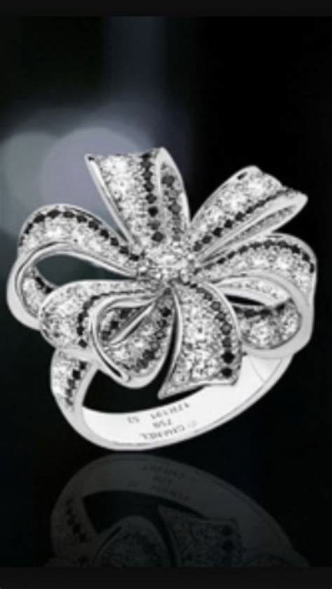 Https://tommynaija.com/wedding/chanel Bow Wedding Ring
