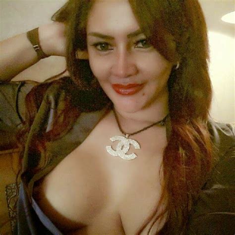 Sisca Melliana Kaos Putih Telanjang Foto Bokep HOT