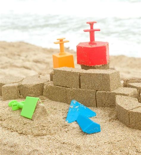 7 Great New Beach Toys For Kids