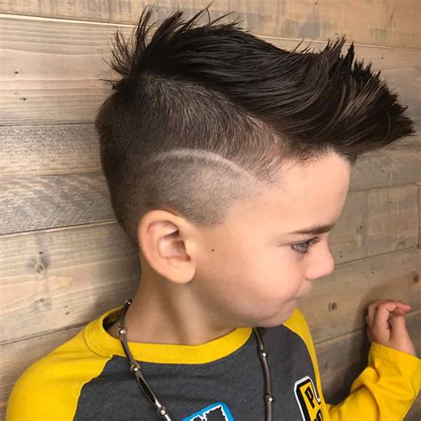 Repeat the same for the other side. Best boys haircut 2019 - Mr Kids Haircuts