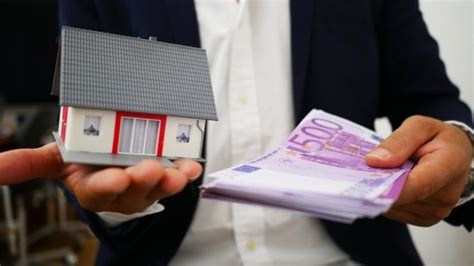 la compraventa de viviendas registró sus cifras más bajas desde 2014