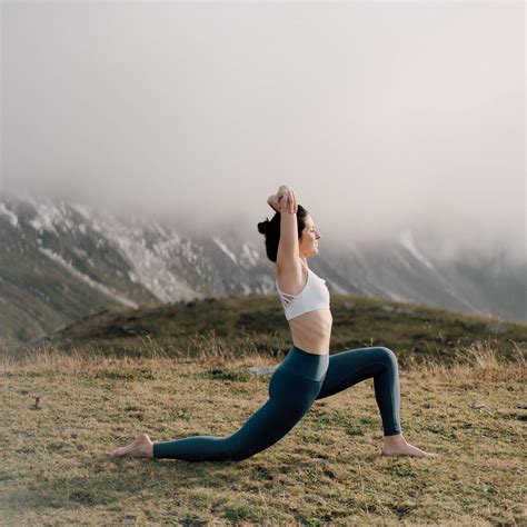 Hatha Yoga | Giulia Capuzzo Yoga Teacher Online & In-person