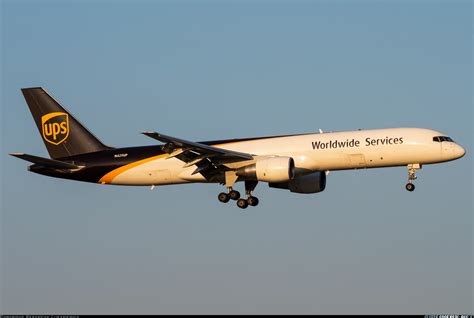 Boeing 757 24apf United Parcel Service Ups Aviation Photo